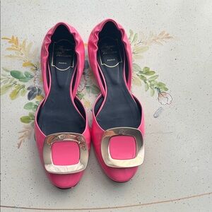 Roger Vivier Fuchsia Flats with Gold  Buckle 💖